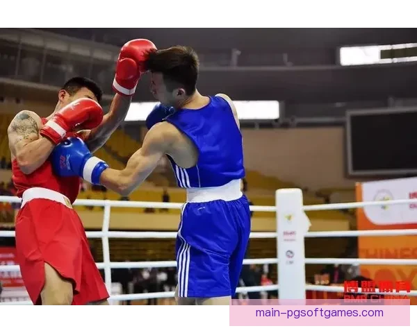 拳击冠军之路：力战踏出荆棘，胜利花开灿烂