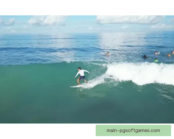 冲浪直播：激情海浪下的极限挑战