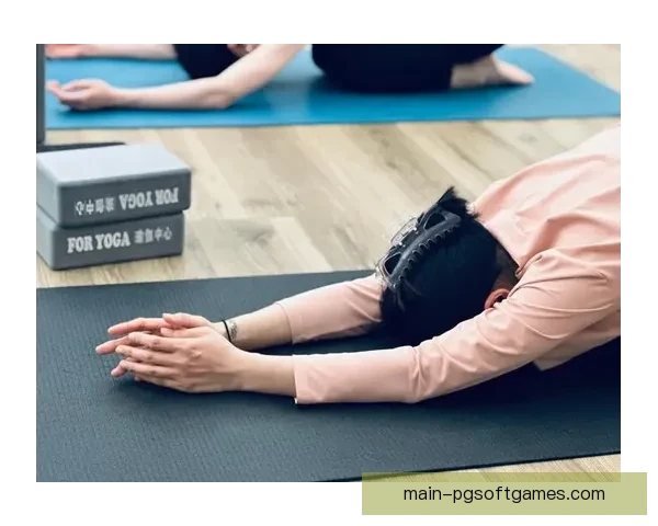 探寻瑜伽冠军的秘密训练方法和生活瑰宝 探寻瑜伽冠军的秘密训练方法和生活瑰宝