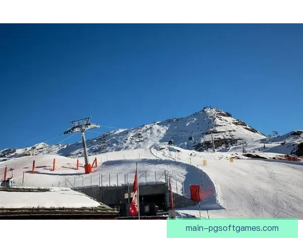 瑞士阿尔卑斯滑雪赛惊艳开幕