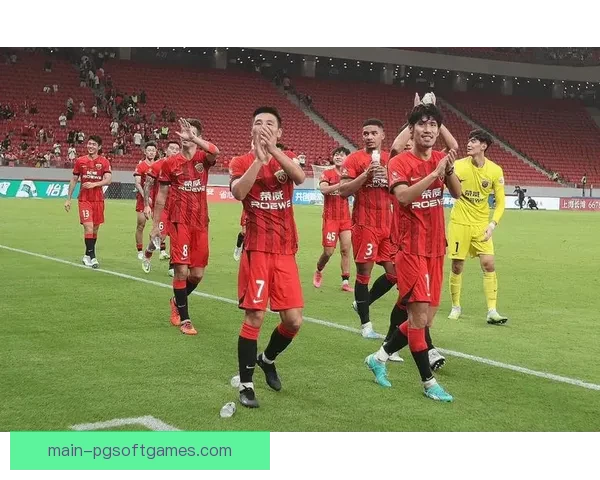 越野跑比赛积分榜：全程奔跑，争夺领先位置